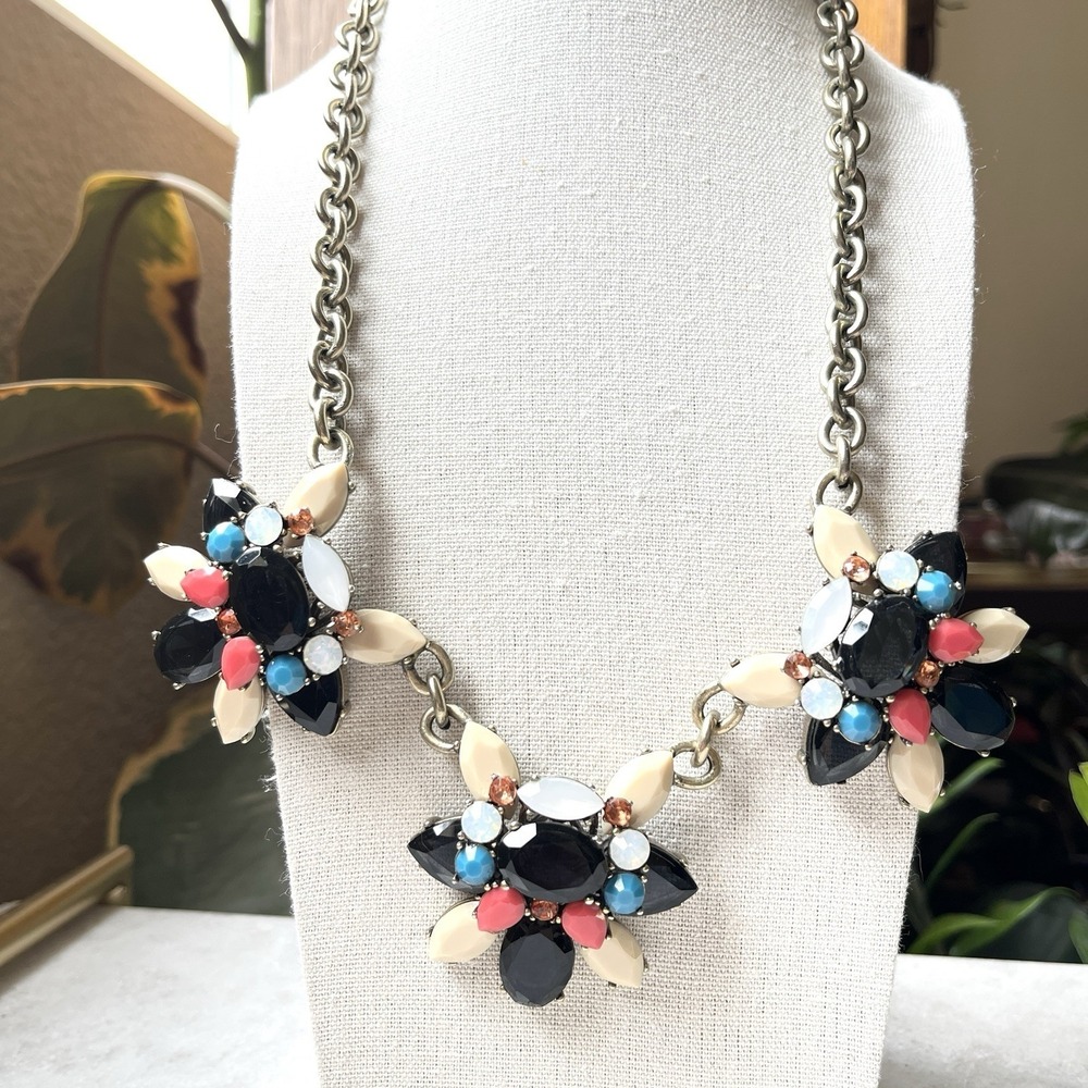 TALBOTS Colorful Chunky‎ Floral Rhinestone Statement Bib Necklace 19"